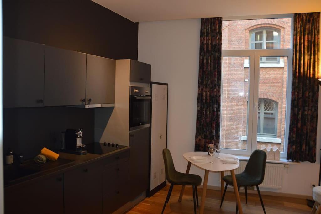 Hippe Studio In Historisch Gebouw In Oude Centrum Antverpy Exteriér fotografie